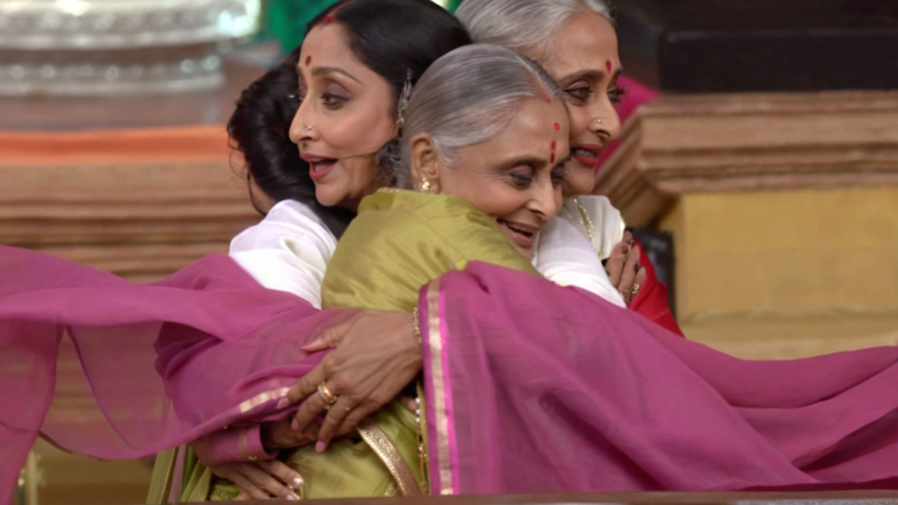 Rekha and Jaya Bachchan's Heartwarming Hug: A Memorable Moment at the 2015 Star Screen Awards